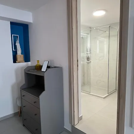 Blue Bergamote Syros * Ermoupoli