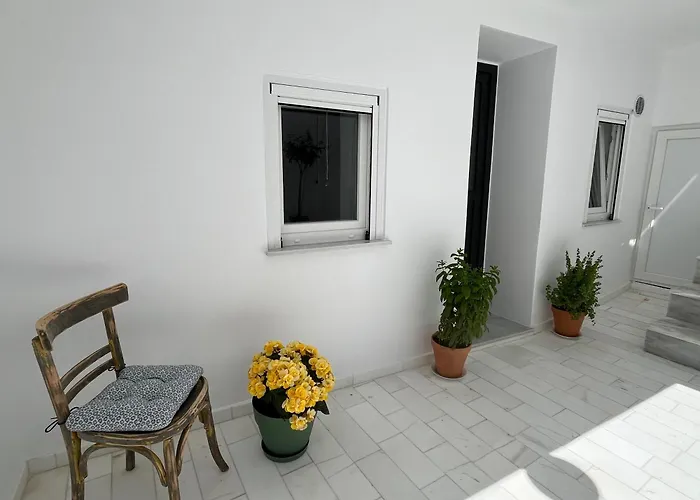 Blue Bergamote Syros Otel *